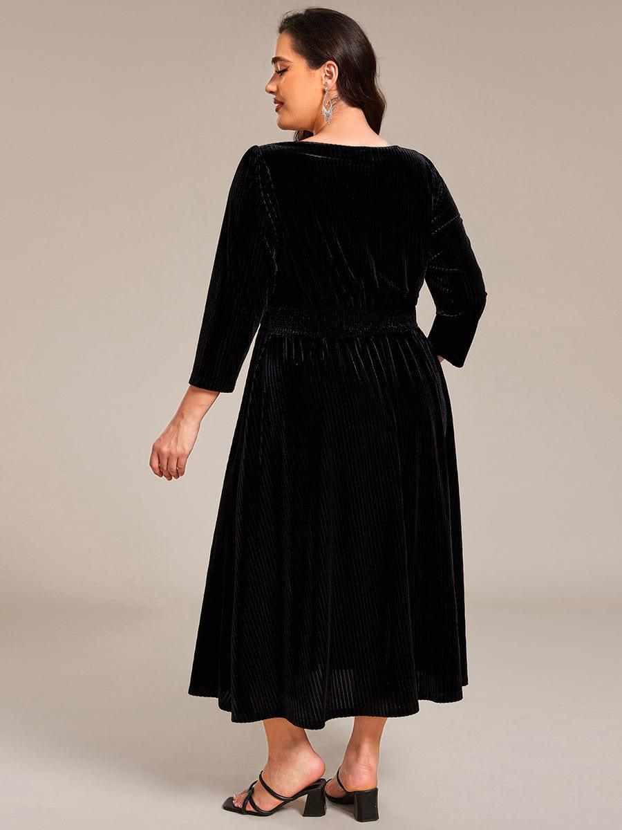 ever ARLET|Plus Size V-neck Long Sleeve Velvet A-Line Midi Wedding Guest Dress