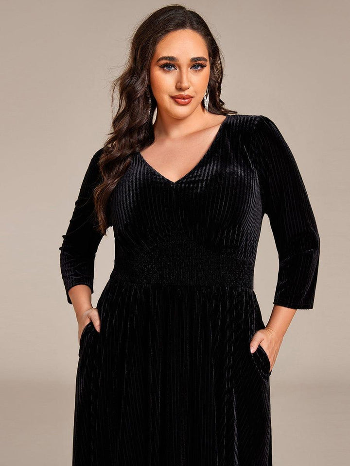 ever ARLET|Plus Size V-neck Long Sleeve Velvet A-Line Midi Wedding Guest Dress