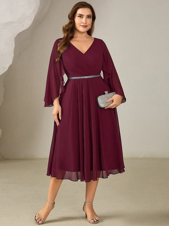 ever WYNN|Plus Size V-Neck Chiffon Wedding Guest Dress