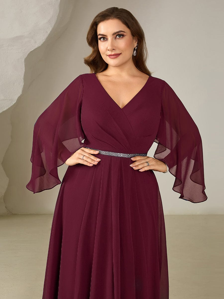ever WYNN|Plus Size V-Neck Chiffon Wedding Guest Dress