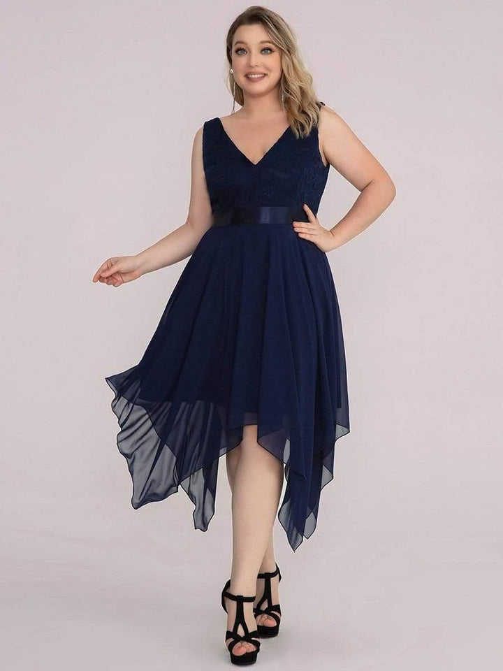 pretty COSTA|Plus Size Stunning V Neck Lace & Chiffon Prom Dress for Women