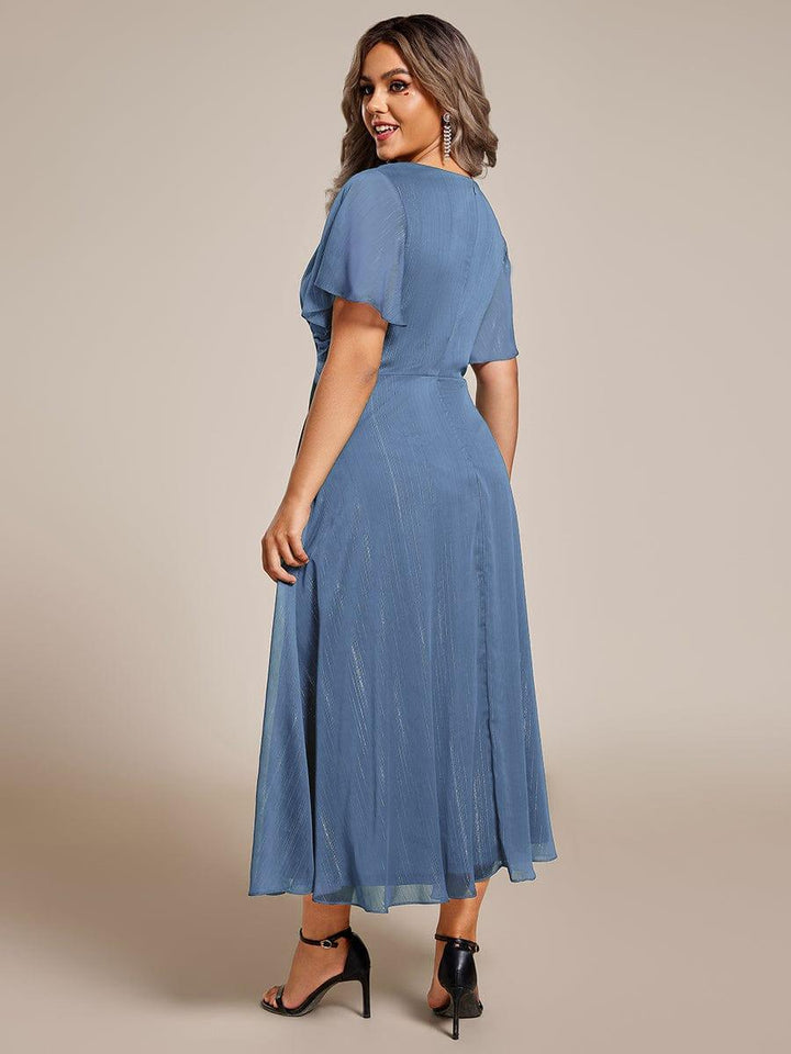 pretty OPAHL|Plus Size Glitter Short Sleeve A-Line Midi Wedding Guest Dress with Ruffled Hem